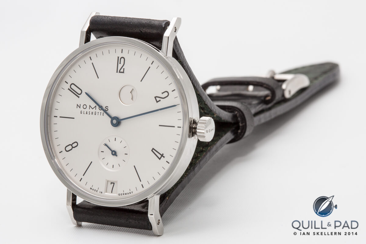 Nomos Tangente Gangreserve (power reserve)