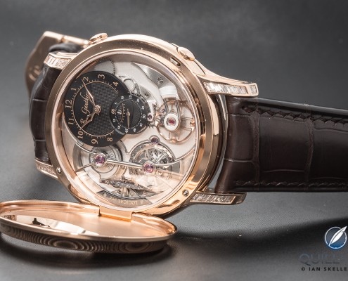 Romain_Gauthier_Logical_one_Secret_8948 Cover open of the Romain Gauthier Logical one Secret "Diamonds" in red gold