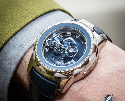 Ulysse-Nardin_Freak-Blue-Cruiser_wrist_7733 Ulysse Nardin Freak Blue Cruiser on the wrist