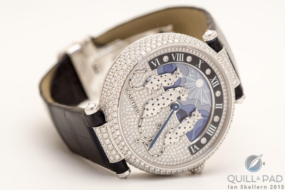 A typical Cartier pavé setting on 2015's Rêves de Panthères timepiece