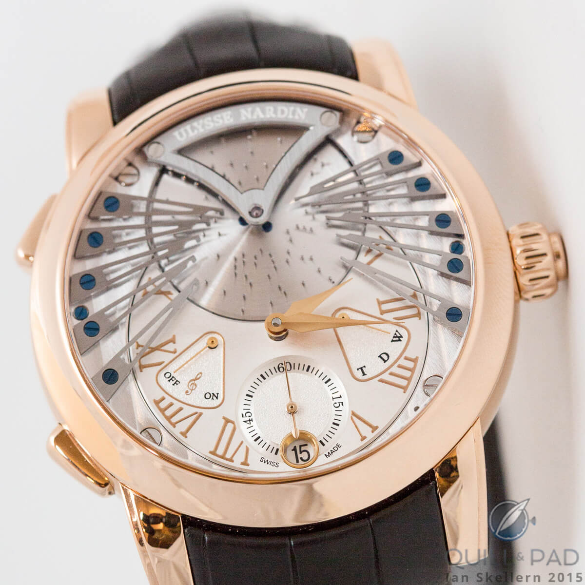 The intricate musical mechanism on the dial of the Ulysse Nardin Stranger