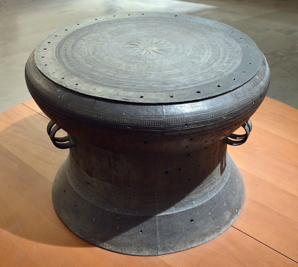 Bronze Dong Son drum believed to be more than 2,500 years old