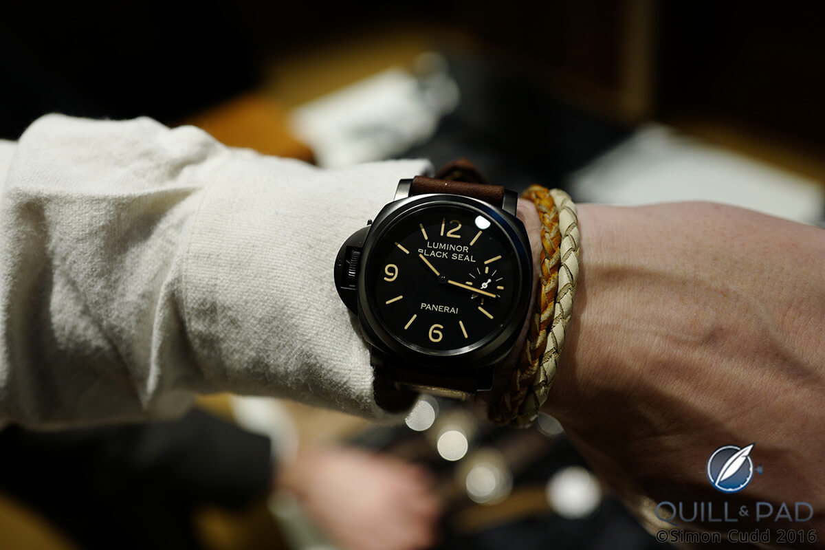 Panerai Luminor Black Seal Left-Handed 8 Days Acciaio DLC wristshot
