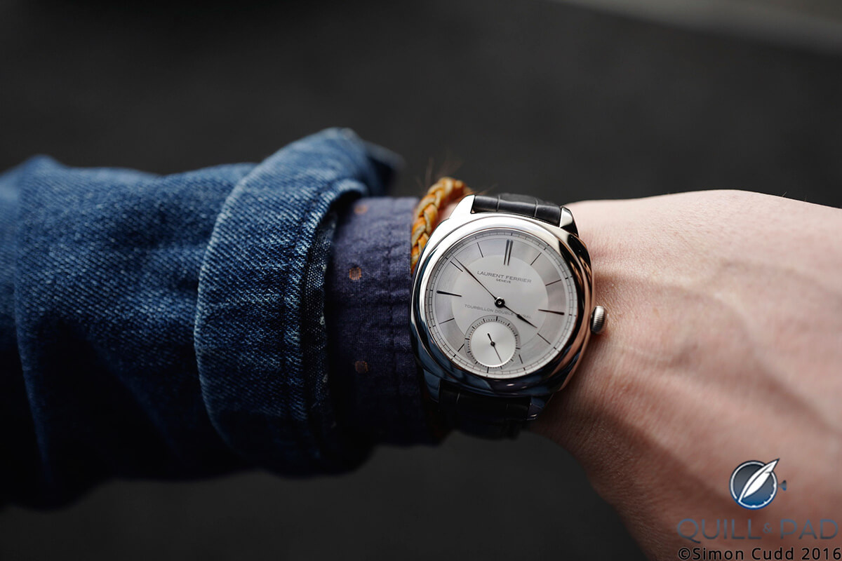 Laurent Ferrier Galet Classic Square Tourbillon Double Spiral Cadran Secteur
